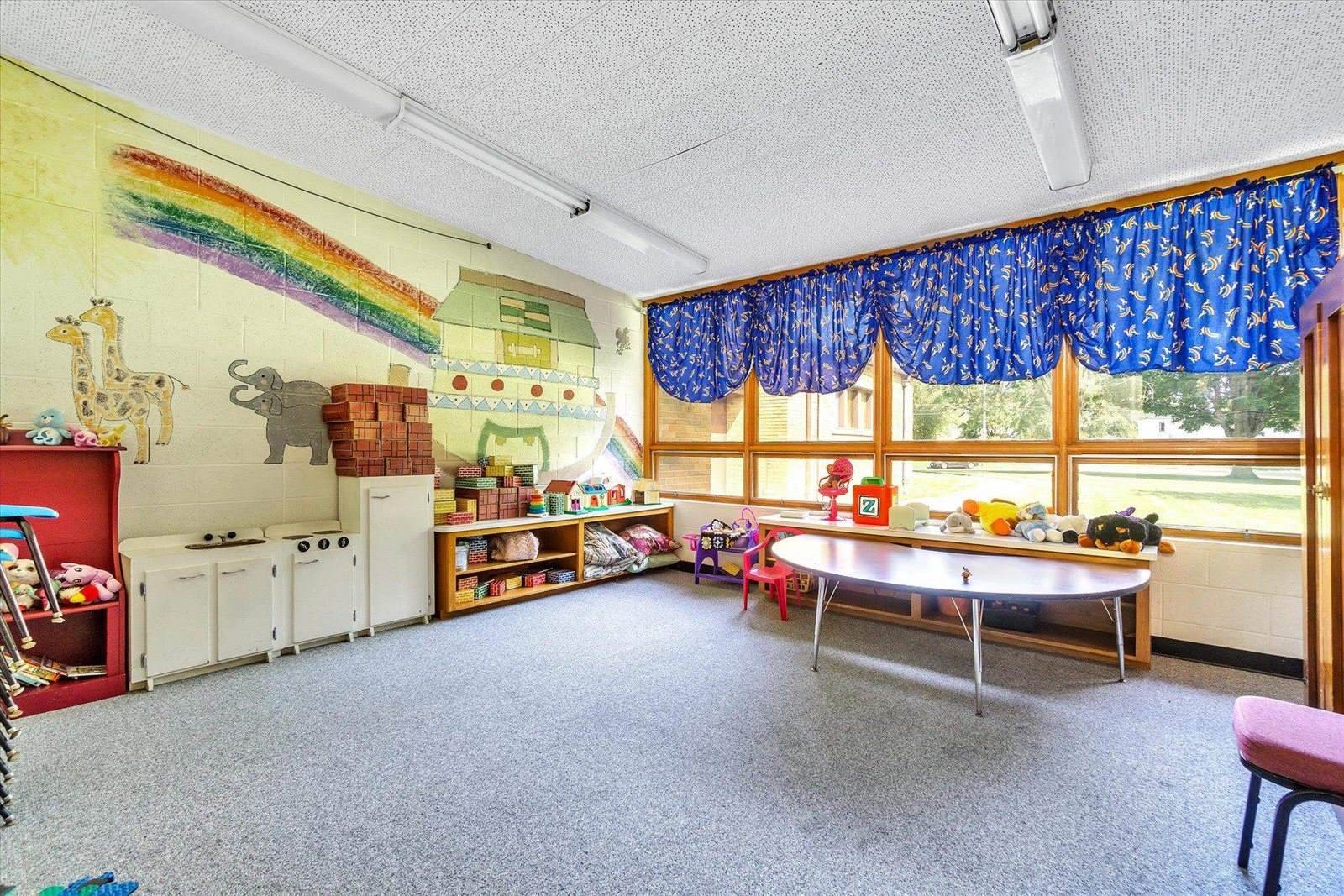 1909 highland Ave, Janesville, WI 53548