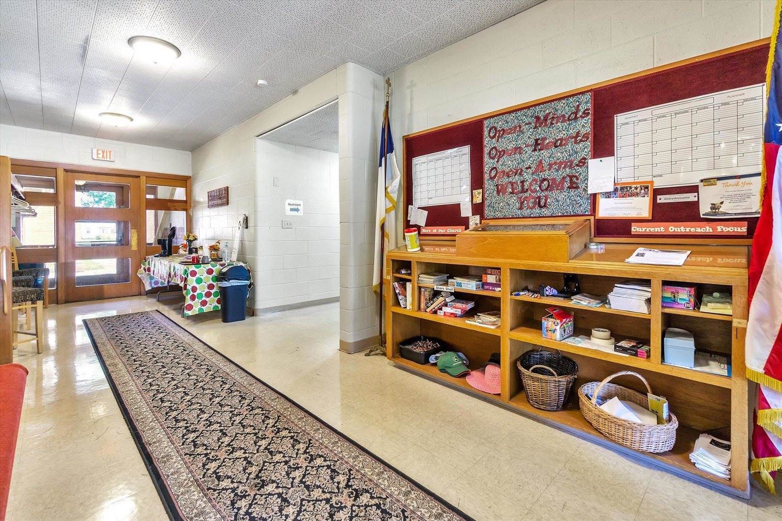 1909 highland Ave, Janesville, WI 53548