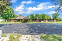 1909 highland Ave, Janesville, WI 53548