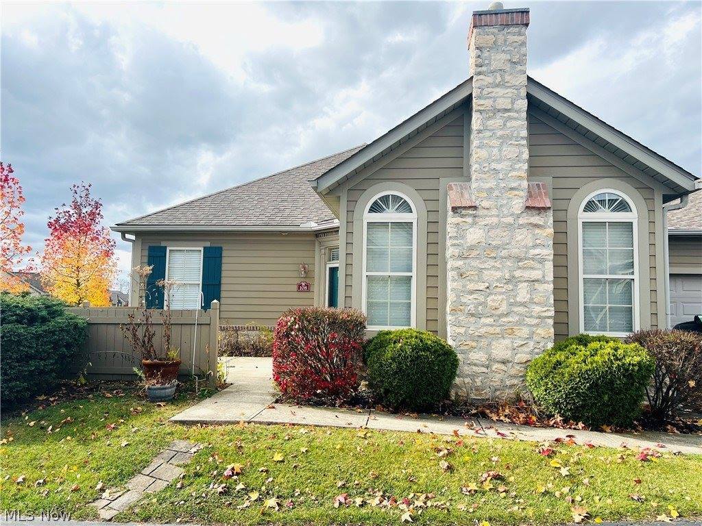 108 Stonegate Drive, Pataskala, OH 43062