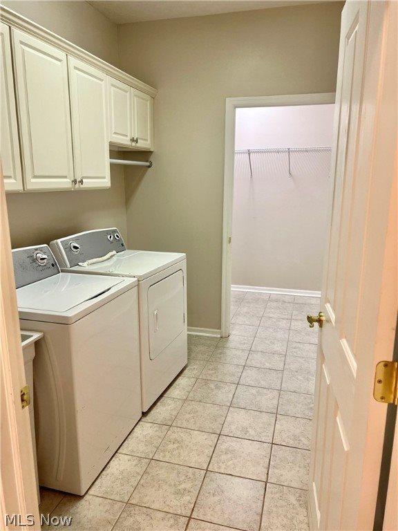 108 Stonegate Drive, Pataskala, OH 43062