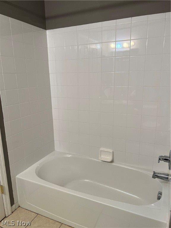 108 Stonegate Drive, Pataskala, OH 43062