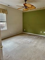 108 Stonegate Drive, Pataskala, OH 43062