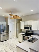 108 Stonegate Drive, Pataskala, OH 43062