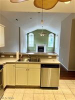 108 Stonegate Drive, Pataskala, OH 43062