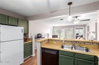 30 East Brown Road, Mesa, AZ 85201