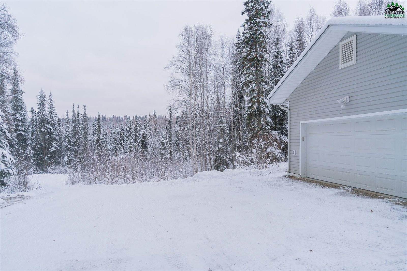 1335 Whistling Swan Drive, Fairbanks, AK 99712