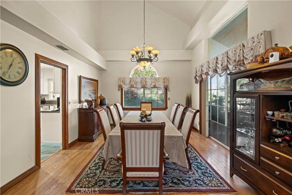 1333 Cambridge Drive, Glendale, CA 91205