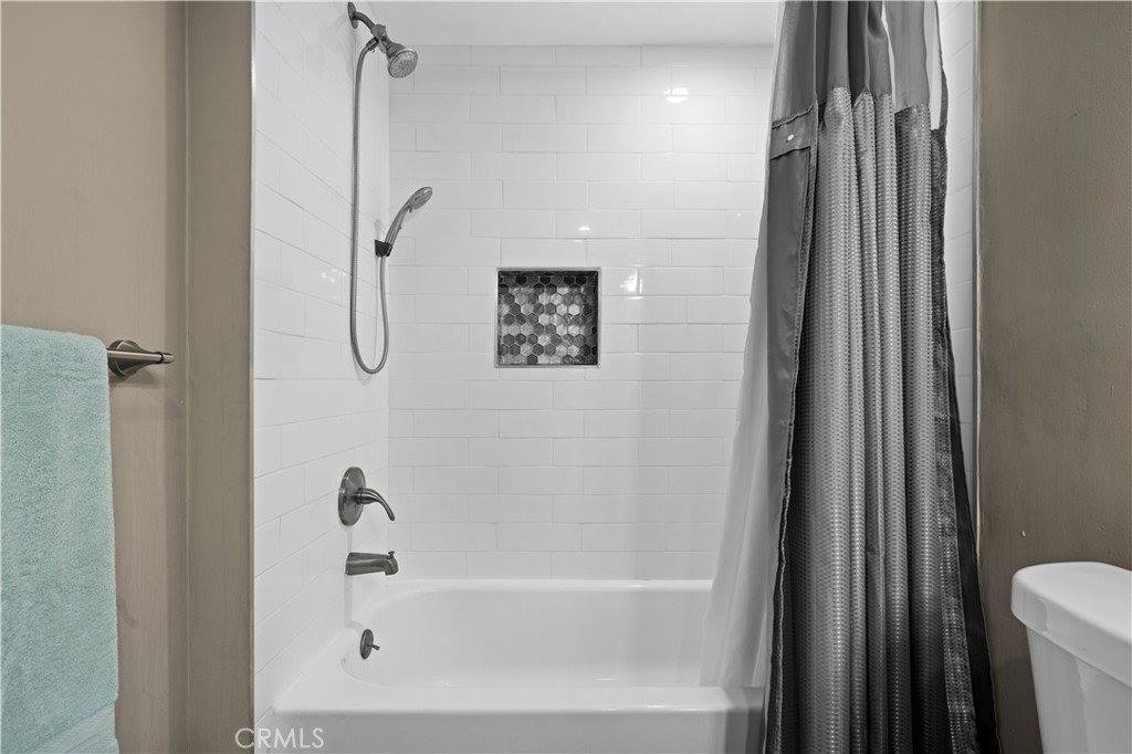 1333 Cambridge Drive, Glendale, CA 91205