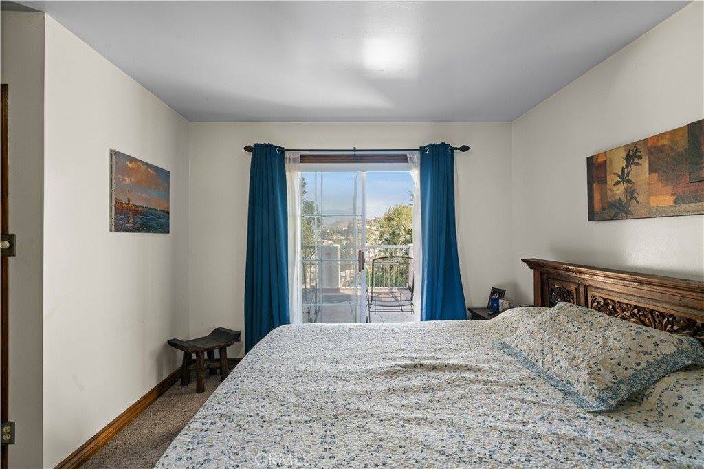 1333 Cambridge Drive, Glendale, CA 91205