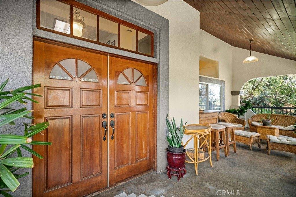 1333 Cambridge Drive, Glendale, CA 91205