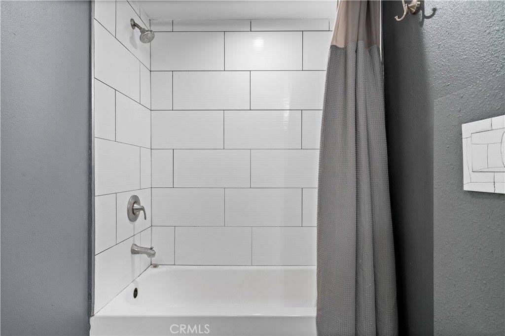 1333 Cambridge Drive, Glendale, CA 91205