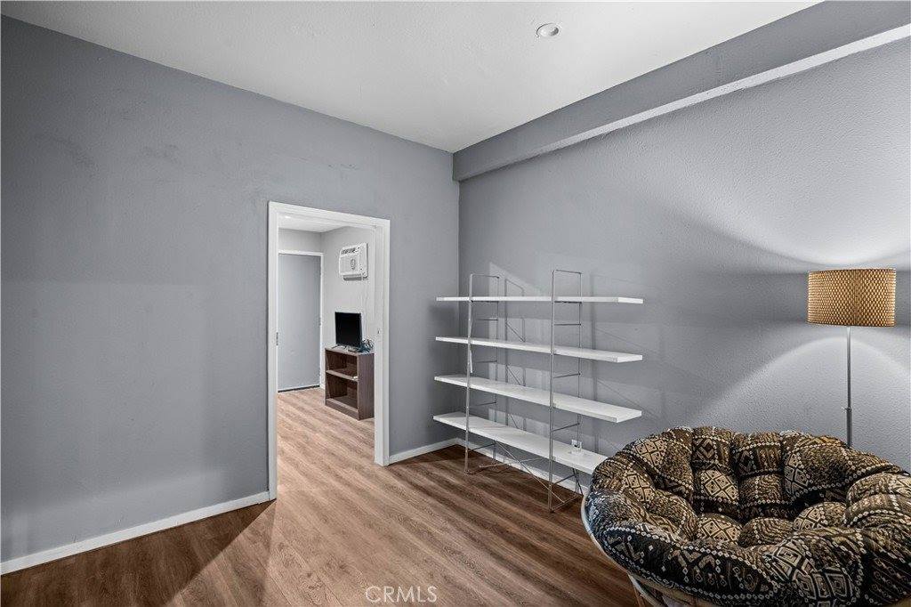 1333 Cambridge Drive, Glendale, CA 91205