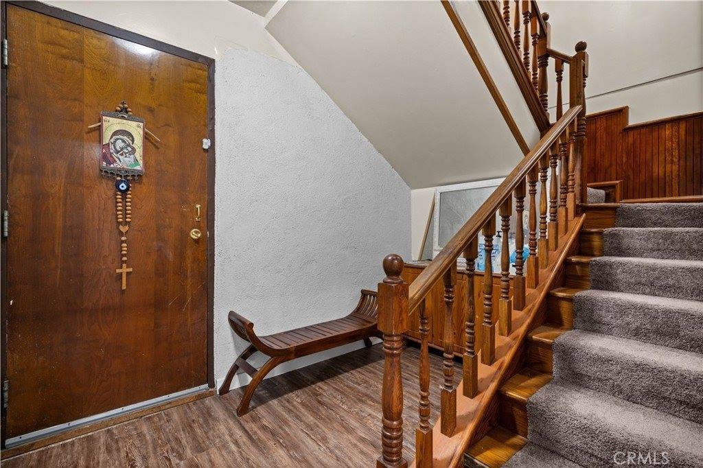 1333 Cambridge Drive, Glendale, CA 91205