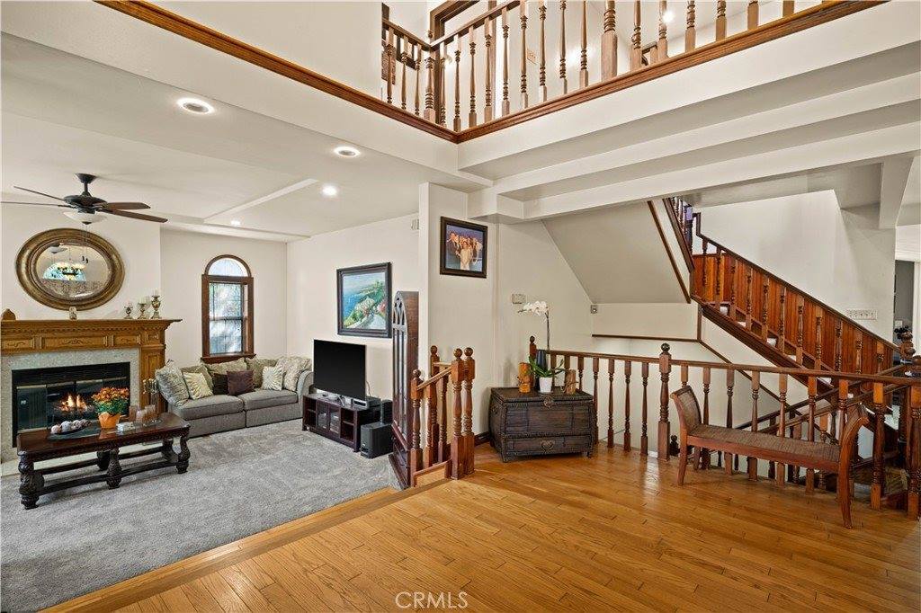 1333 Cambridge Drive, Glendale, CA 91205