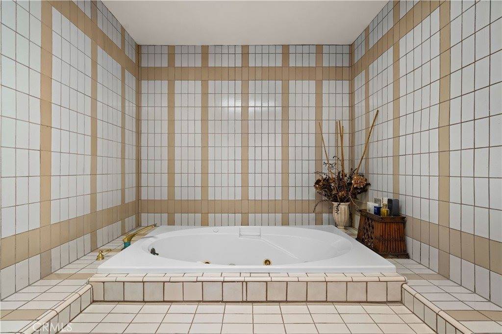 1333 Cambridge Drive, Glendale, CA 91205