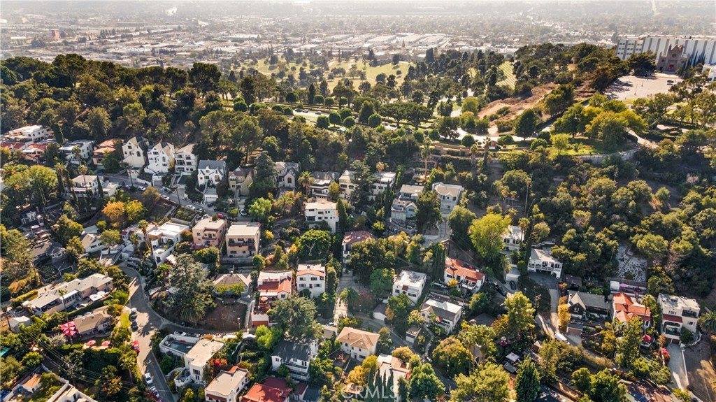 1333 Cambridge Drive, Glendale, CA 91205