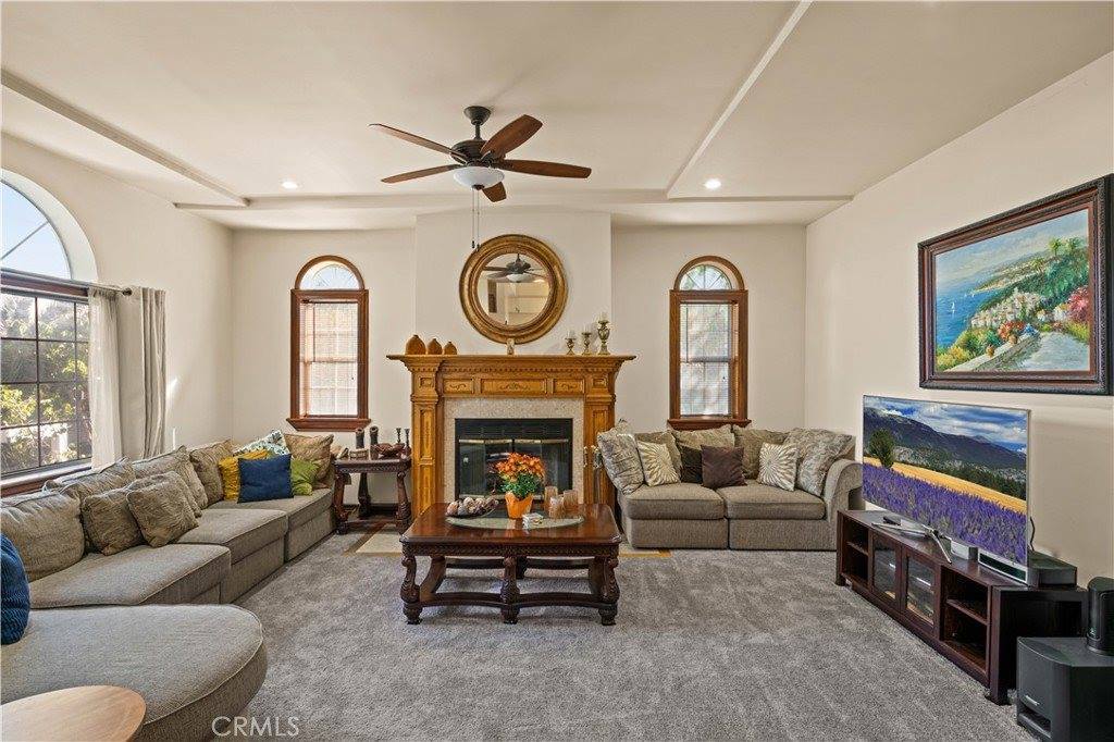 1333 Cambridge Drive, Glendale, CA 91205