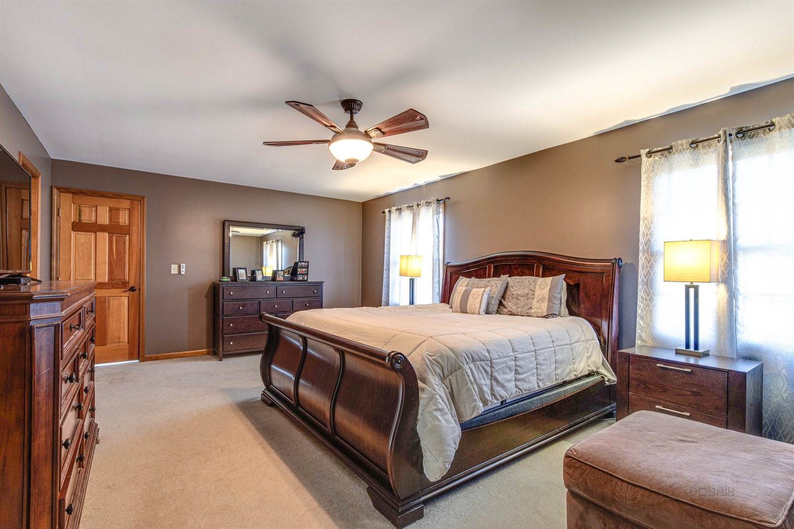 4044 Kenwood Ave., Gurnee, IL 60031