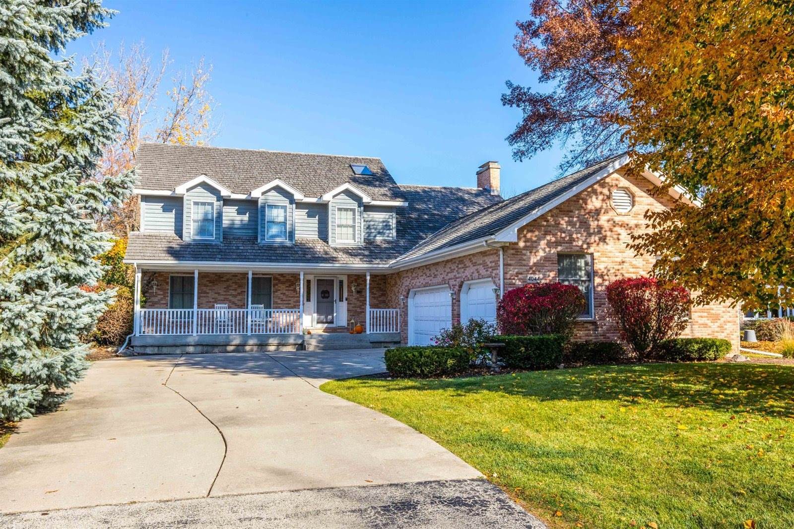 4044 Kenwood Ave., Gurnee, IL 60031