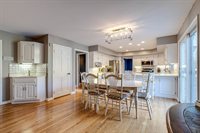 4044 Kenwood Ave., Gurnee, IL 60031