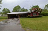 1100 Main St S, Mendenhall, MS 39114