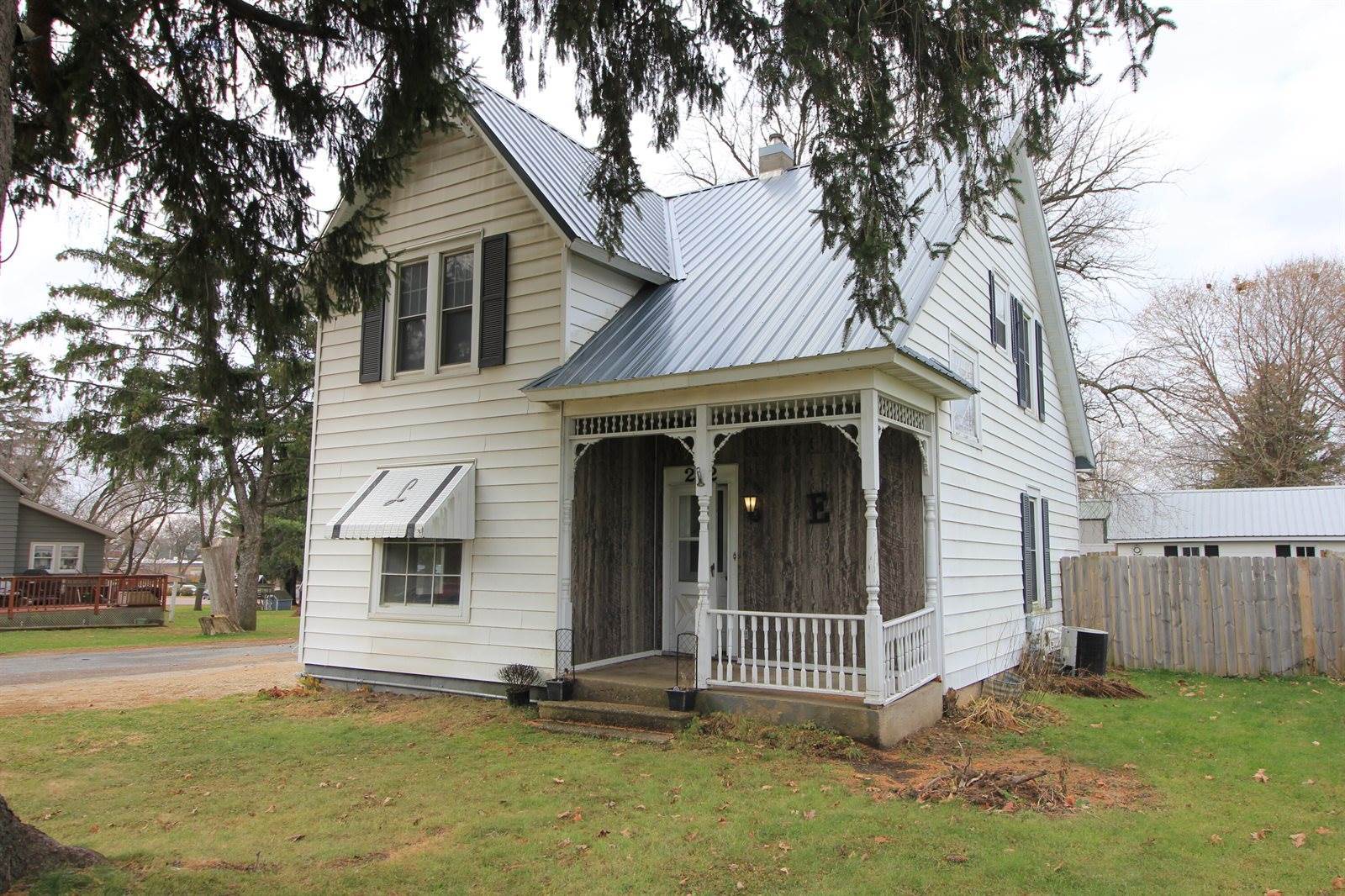 222 North Main St, Westby, WI 54667