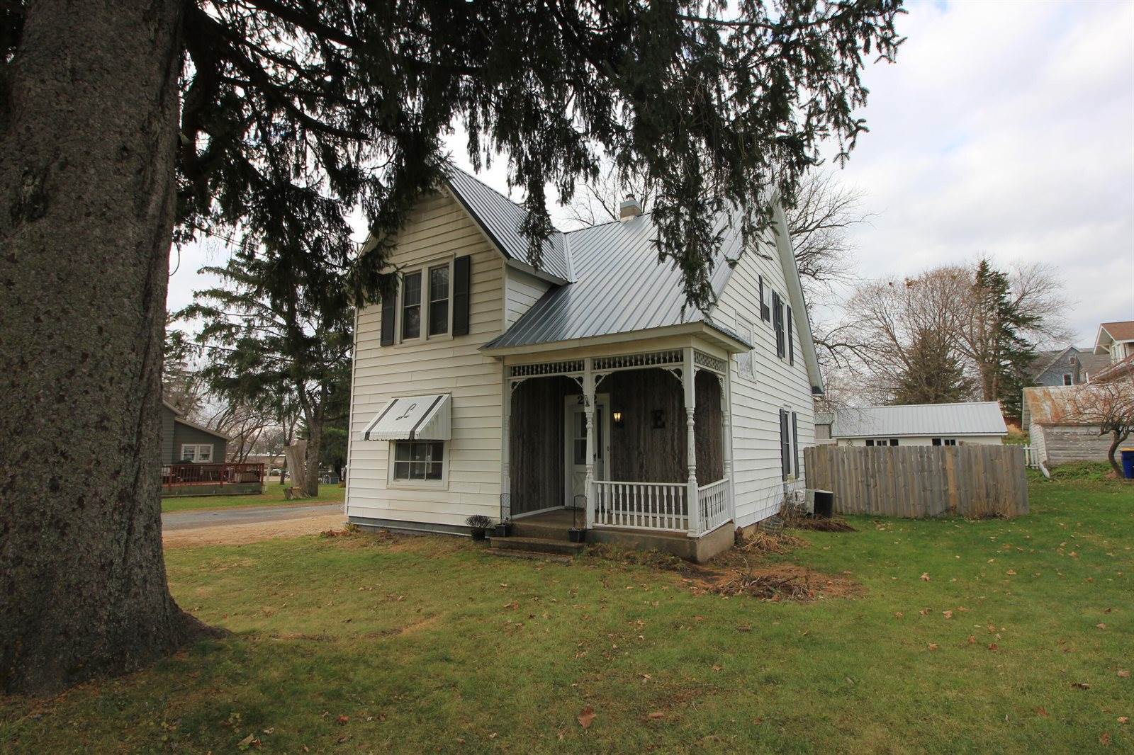 222 North Main St, Westby, WI 54667