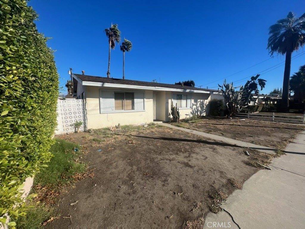 7748 Coldwater Canyon Avenue, North Hollywood, CA 91605