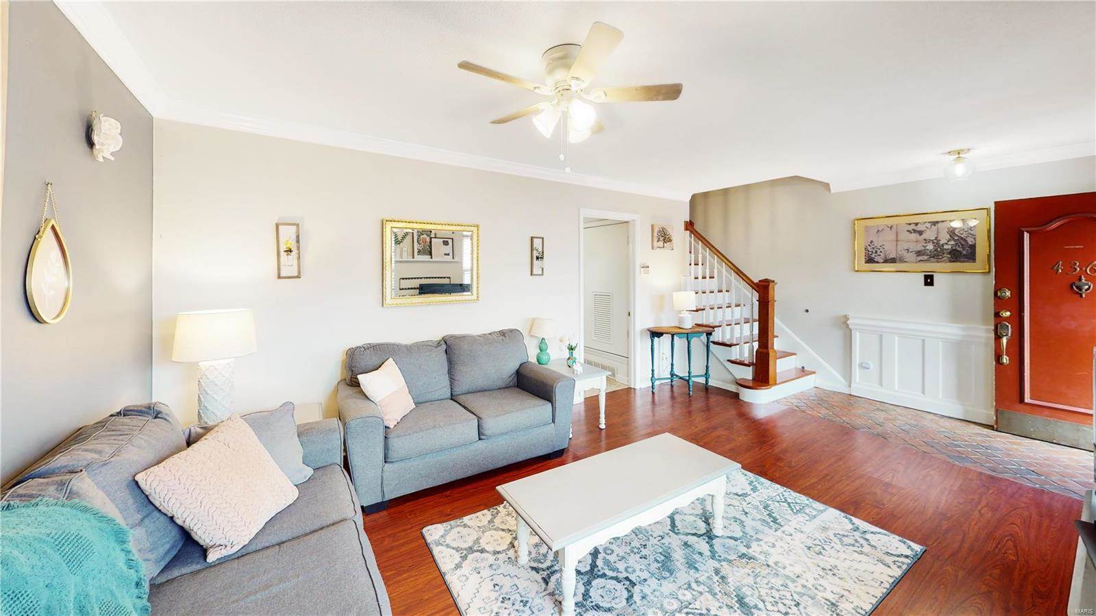 4361 Chateau De Ville Drive, Saint Louis, MO 63129