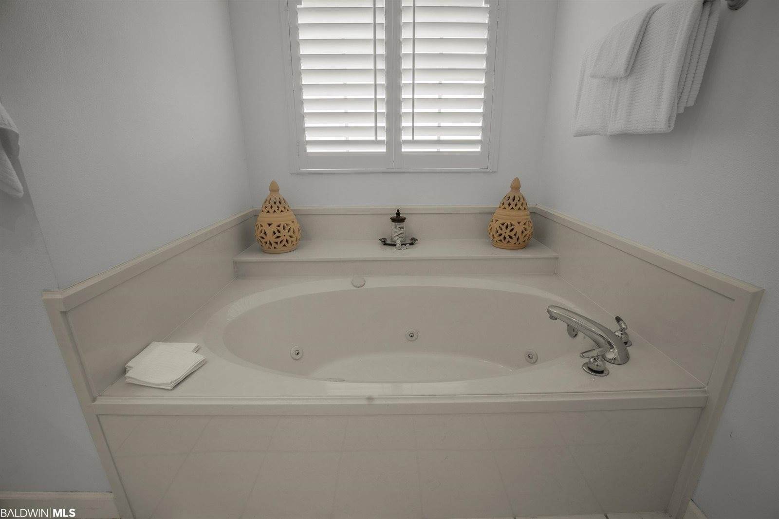 209 South Drive, Fairhope, AL 36532