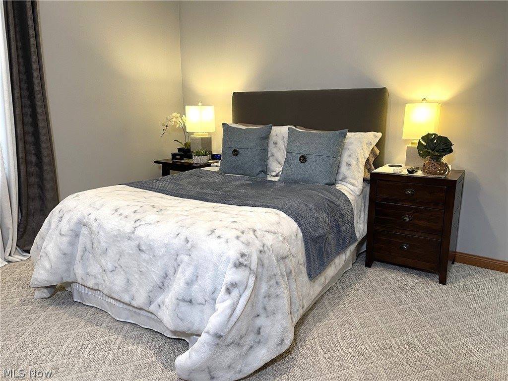 1263 Red Tail Hawk Court, Youngstown, OH 44512