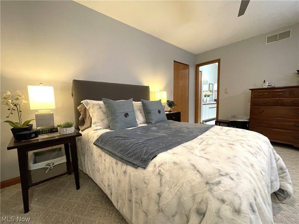 1263 Red Tail Hawk Court, Youngstown, OH 44512