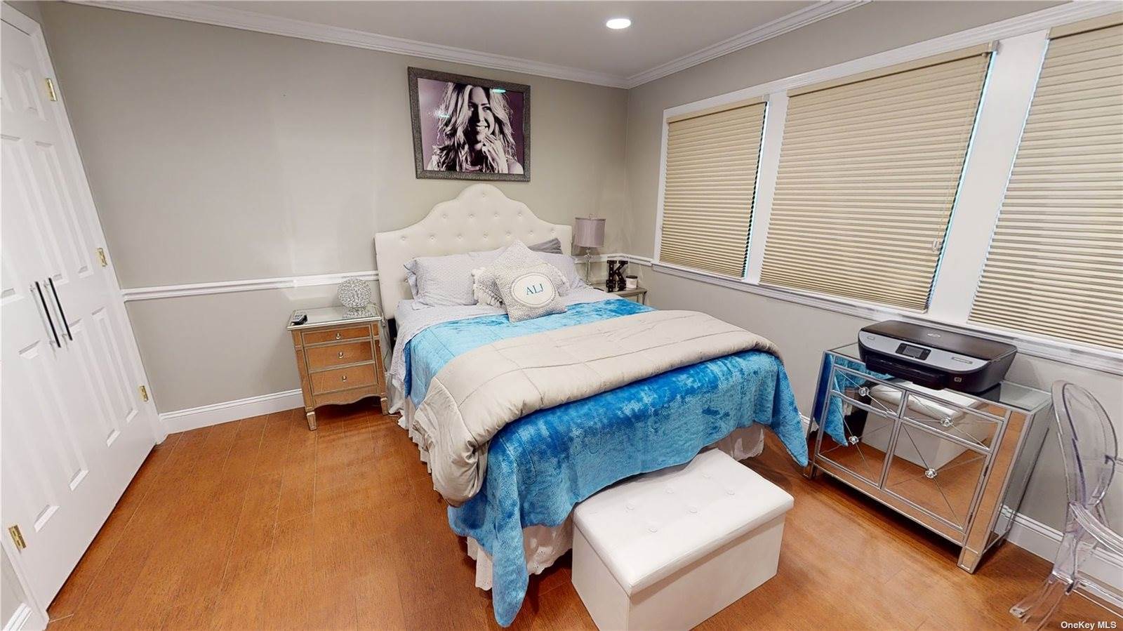 132 Colony Drive, Holbrook, NY 11741