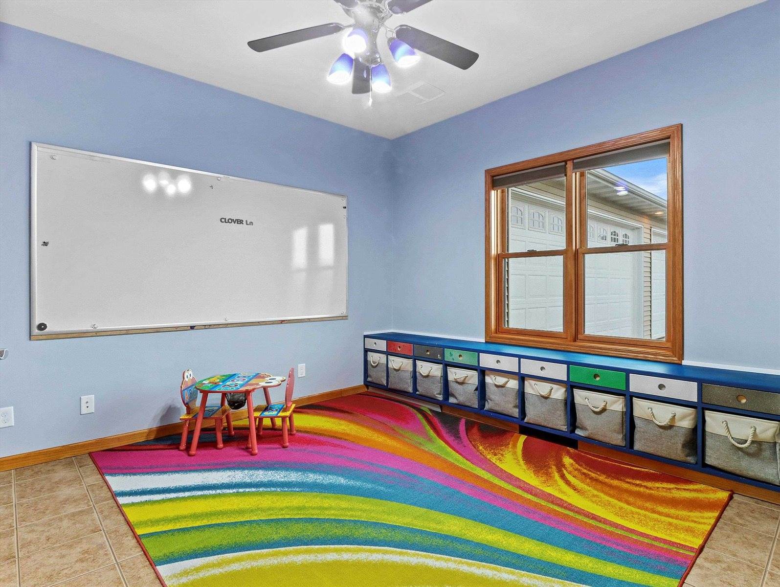 2829 Clover Ln, Bristol, WI 53590