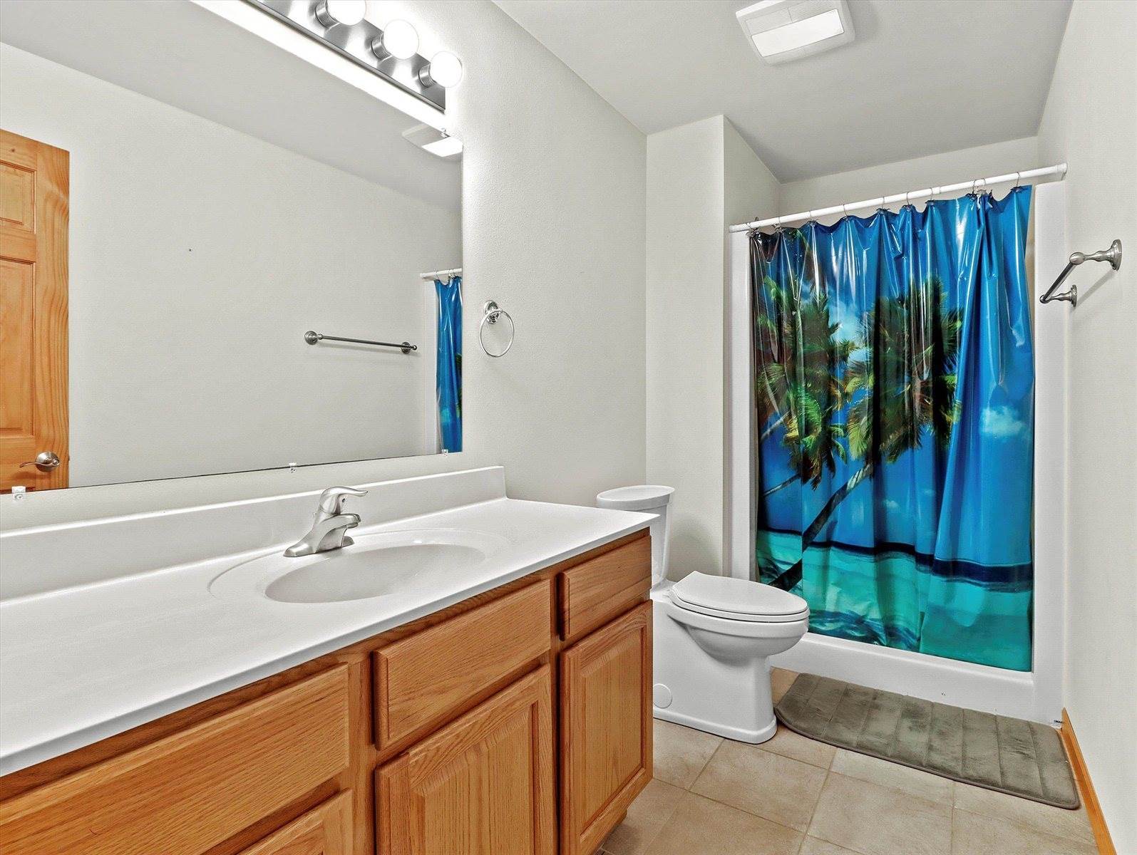 2829 Clover Ln, Bristol, WI 53590