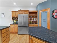 2829 Clover Ln, Bristol, WI 53590