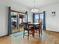 2829 Clover Ln, Bristol, WI 53590