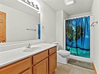 2829 Clover Ln, Bristol, WI 53590