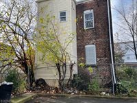 24 Parkhurst St, Newark City, NJ 07114