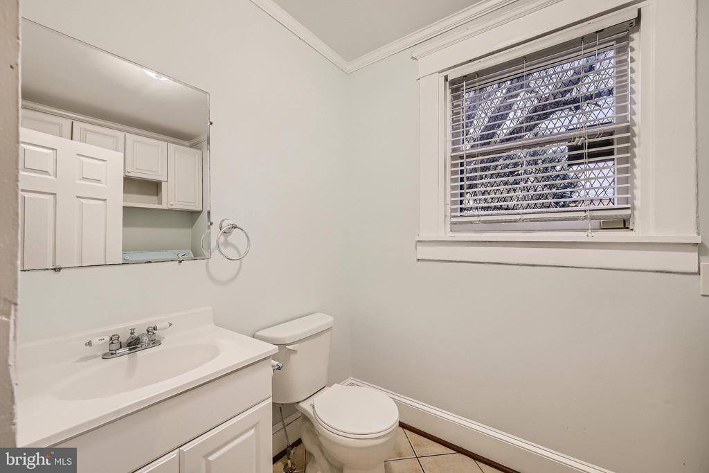 901 Cator Avenue, Baltimore, MD 21218