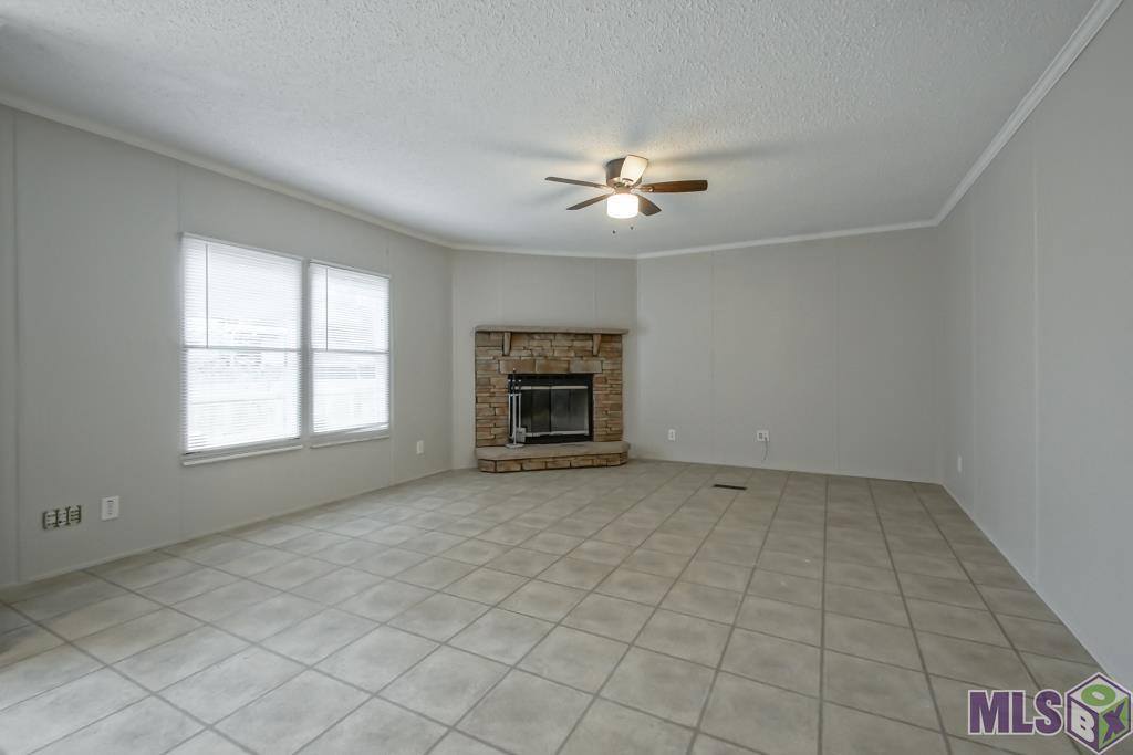 18223 La Hwy 16, Port Vincent, LA 70726