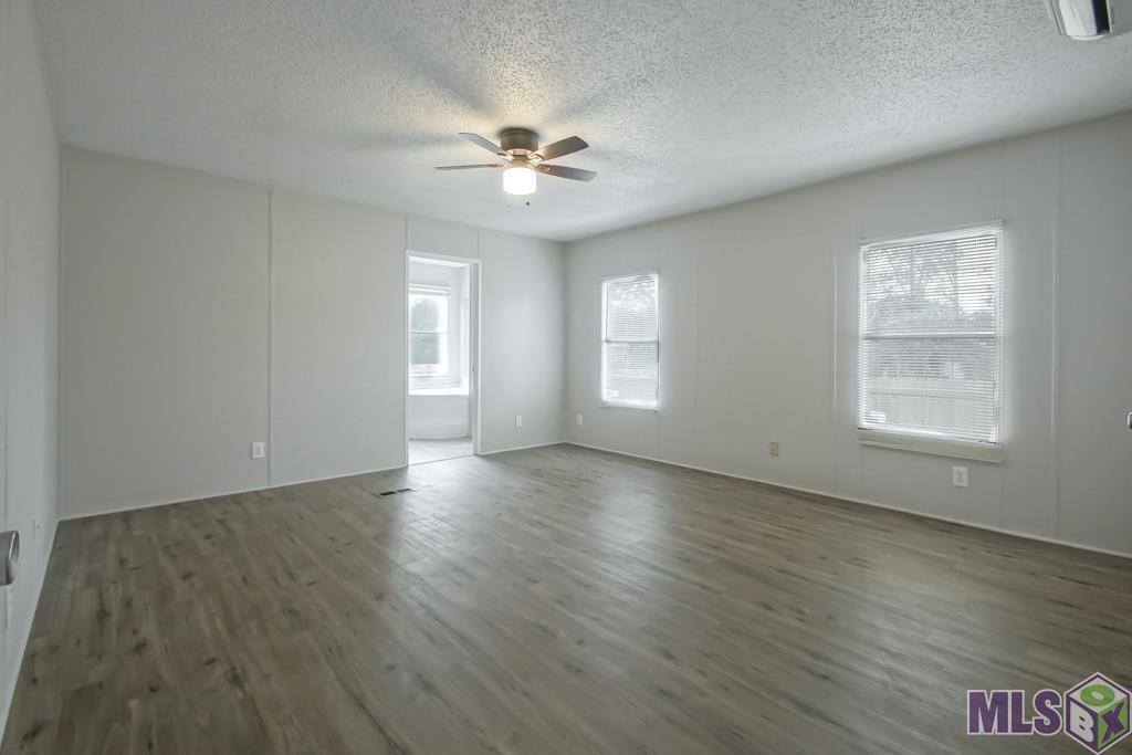 18223 La Hwy 16, Port Vincent, LA 70726