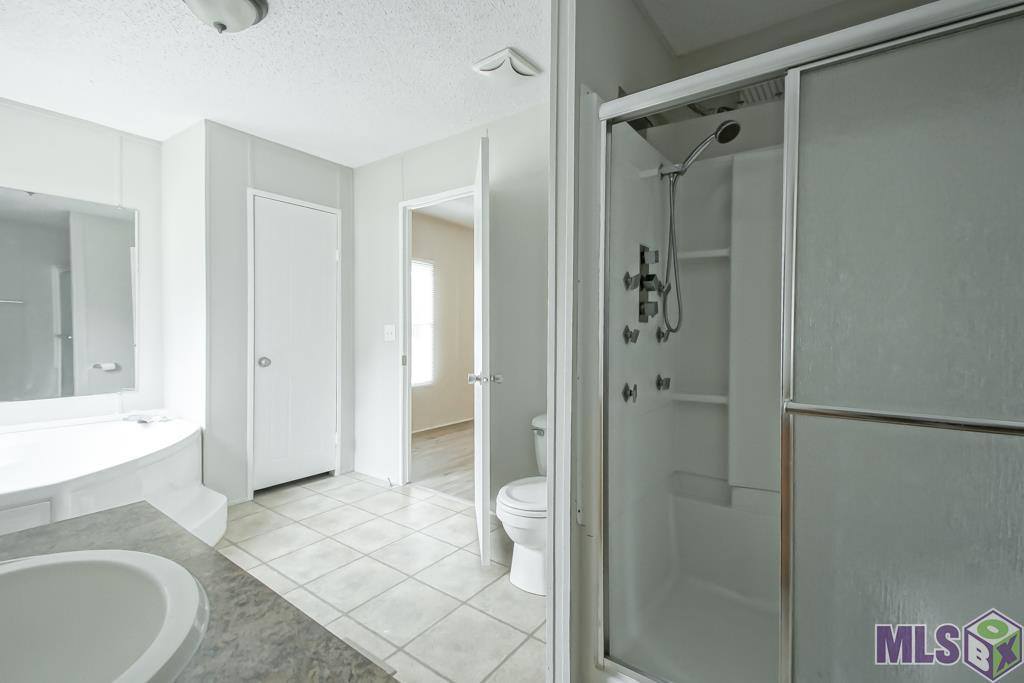 18223 La Hwy 16, Port Vincent, LA 70726