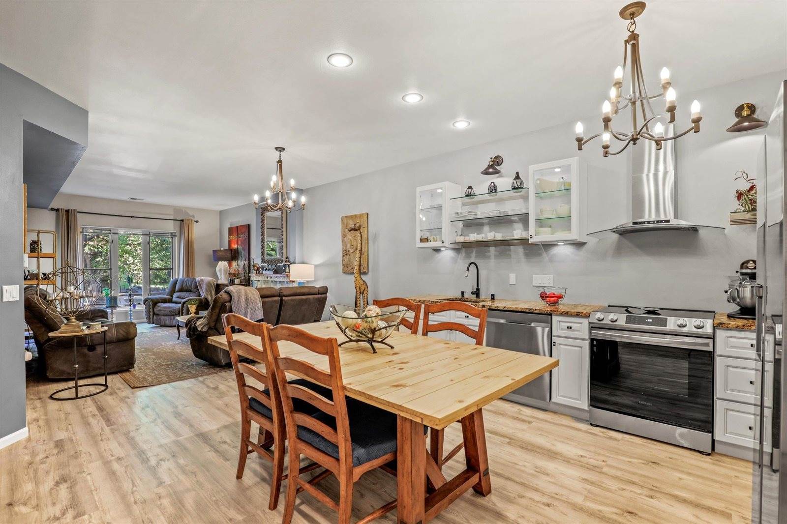 19 Park Heights Ct, Madison, WI 53711