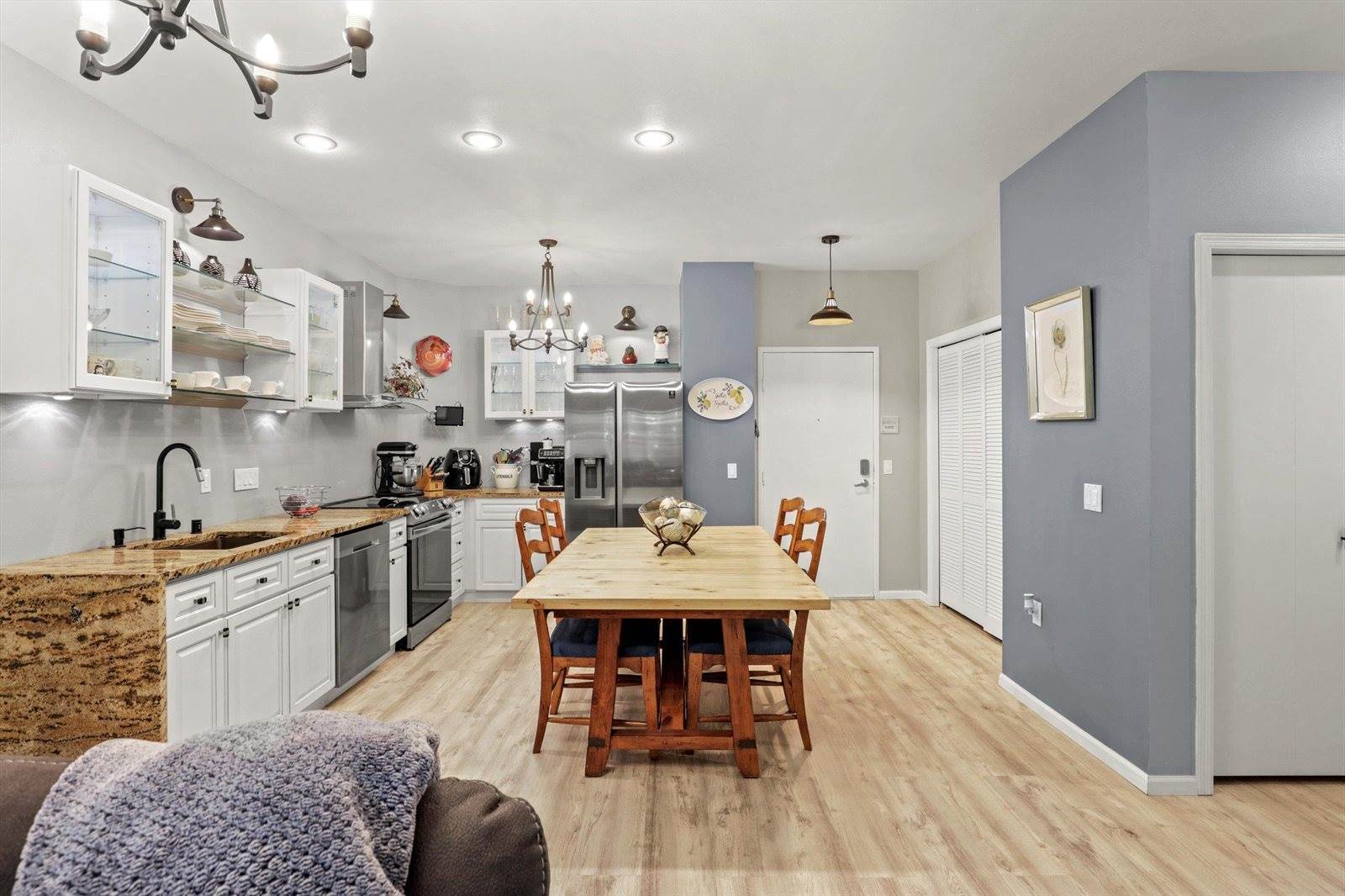 19 Park Heights Ct, Madison, WI 53711