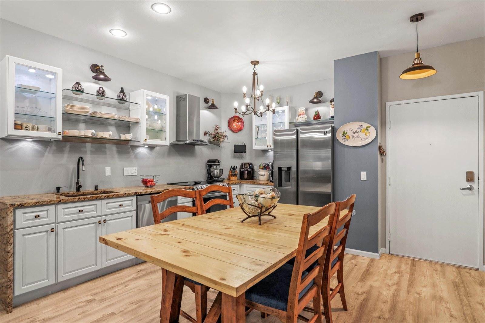 19 Park Heights Ct, Madison, WI 53711