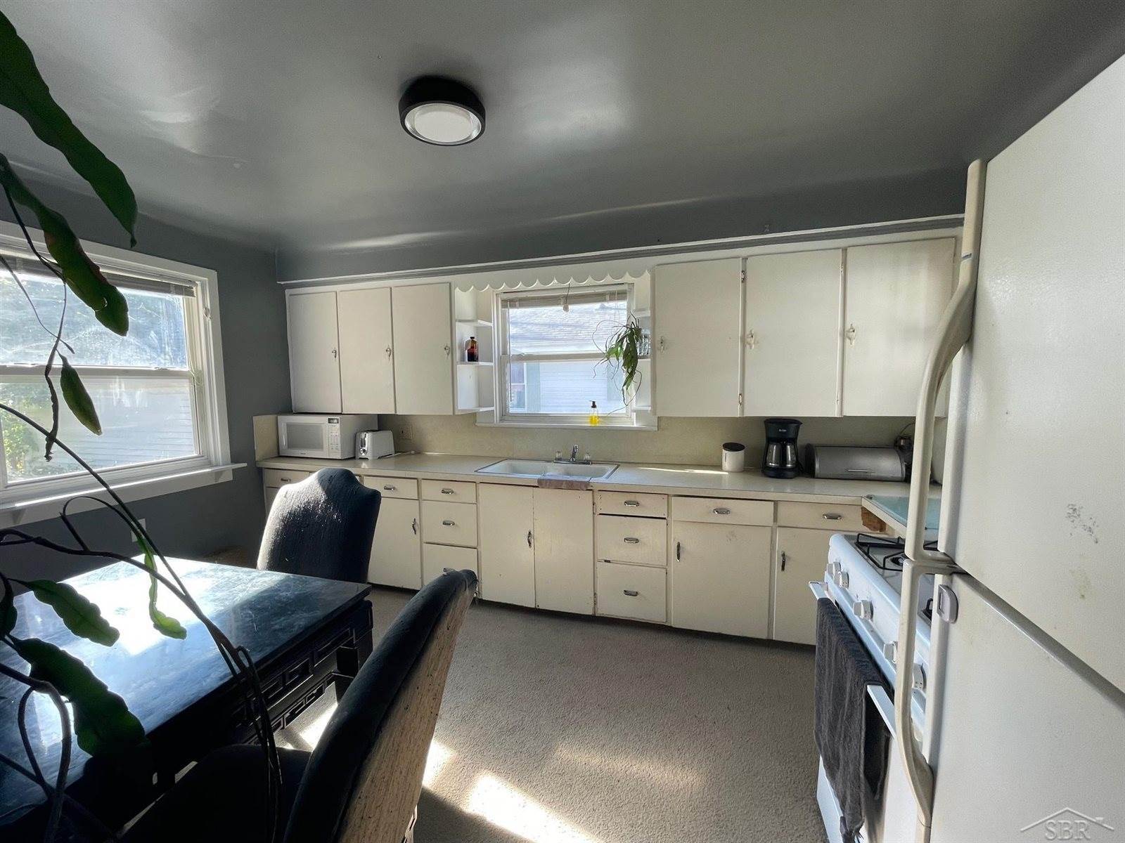 2127 Cooper Avenue, Saginaw, MI 48602