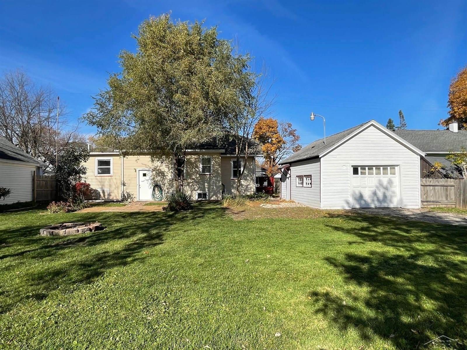 2127 Cooper Avenue, Saginaw, MI 48602