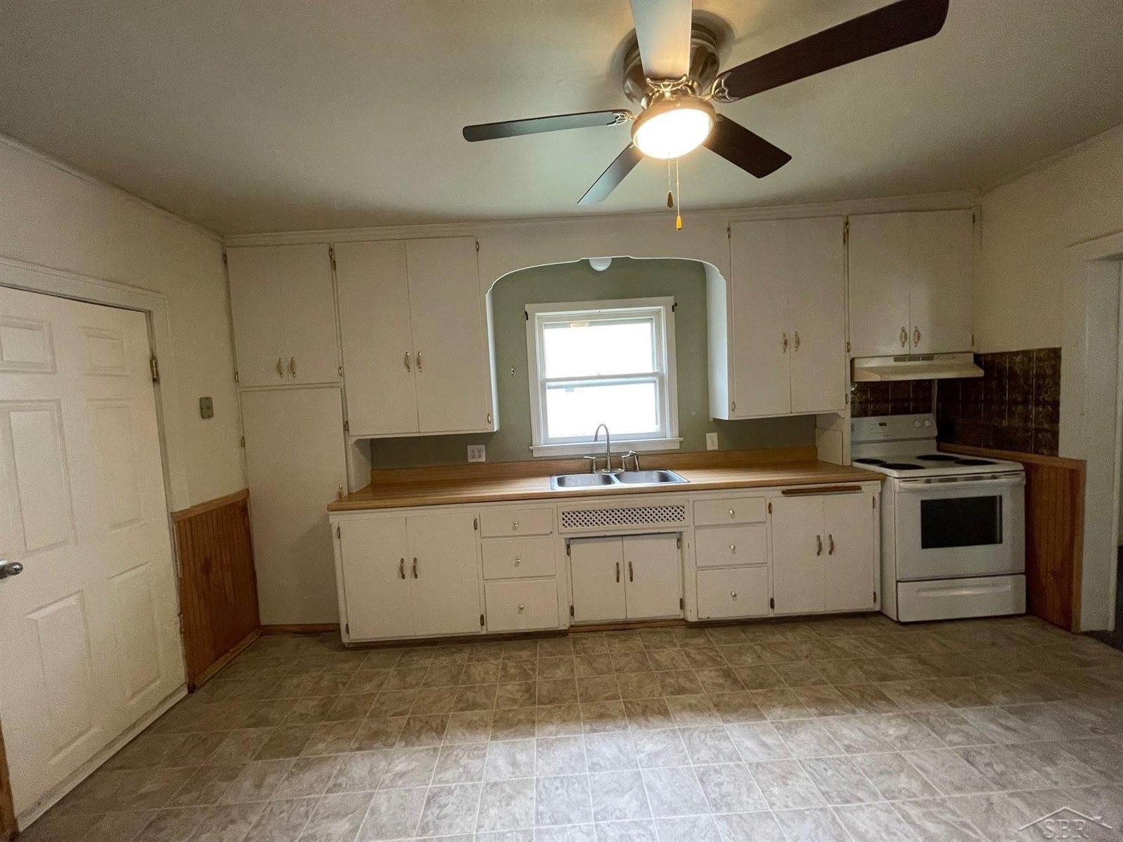 913 N Mason Street, Saginaw, MI 48602